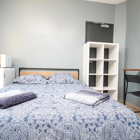 08 - Proche Paris Et Transports Avec Tv Wifi B&B *